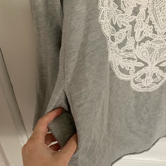 Urban Outfitters Grey Sweatshirt - Picture 2 of 3